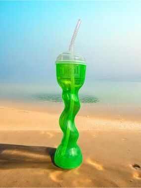 Whirley Drinkworks souvenir  from Carnival 20oz